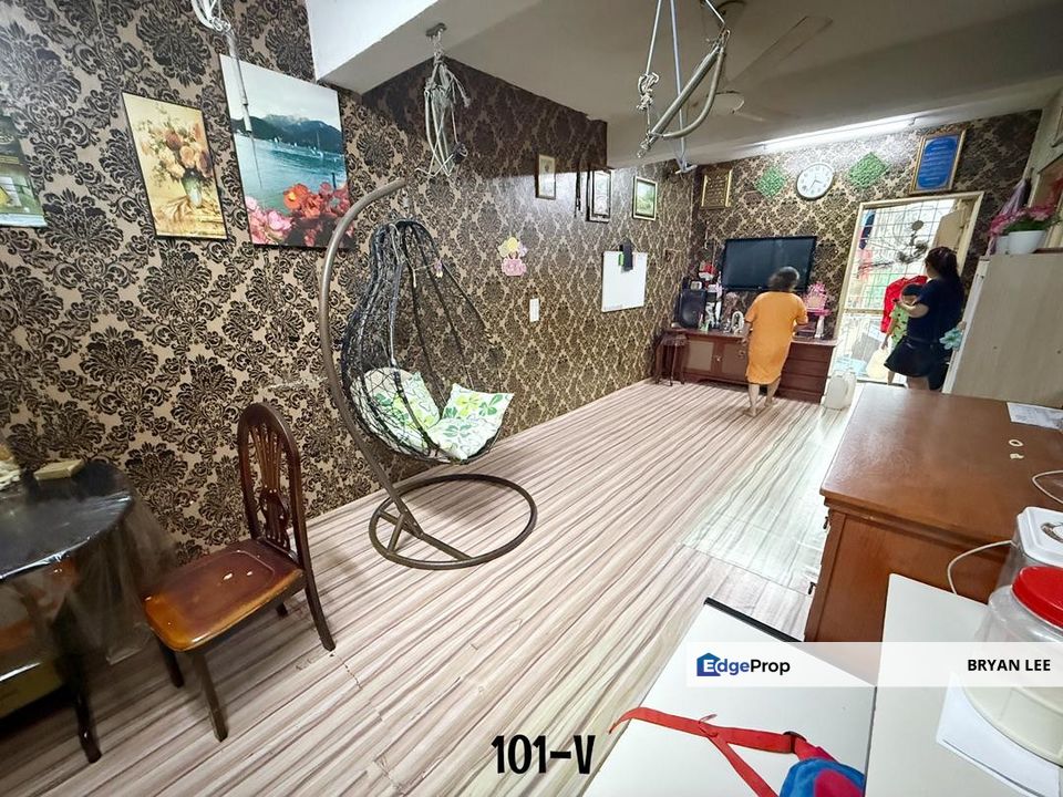 Taman Sri Andalas, Klang  2nd Floor Shop Apartment FOR SALE !! , Selangor, Klang