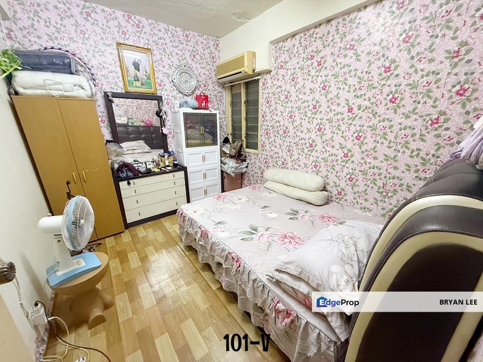 Taman Sri Andalas, Klang  2nd Floor Shop Apartment FOR SALE !! , Selangor, Klang