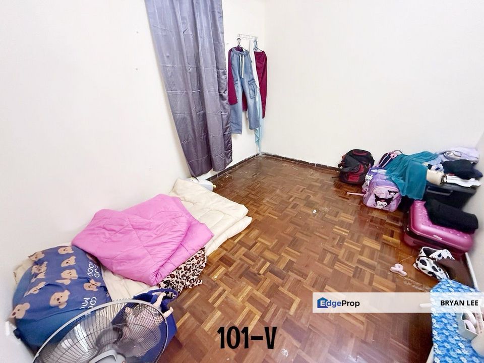 Bandar Bukit Tinggi, Klang  Shop Apartment FOR SALE !! , Selangor, Klang