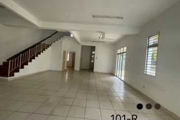 Canal Gardens, Kota Kemuning