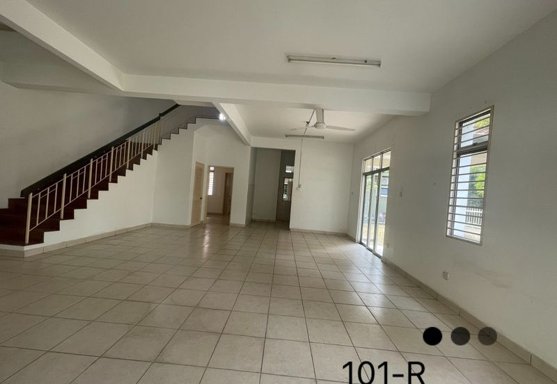 Canal Gardens, Kota Kemuning