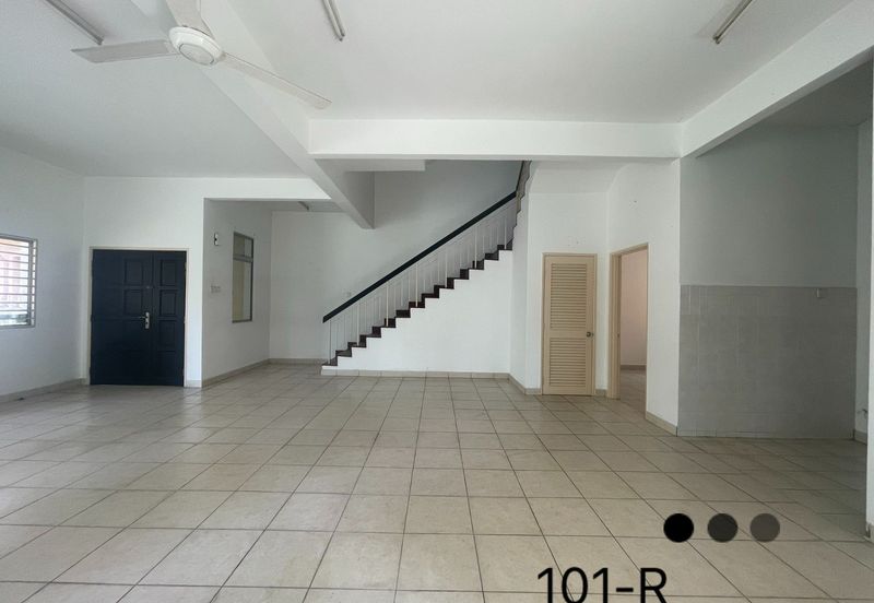 Canal Gardens, Kota Kemuning