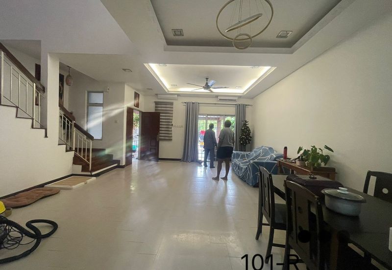 Canal Gardens, Kota Kemuning