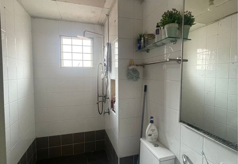 Canal Gardens, Kota Kemuning