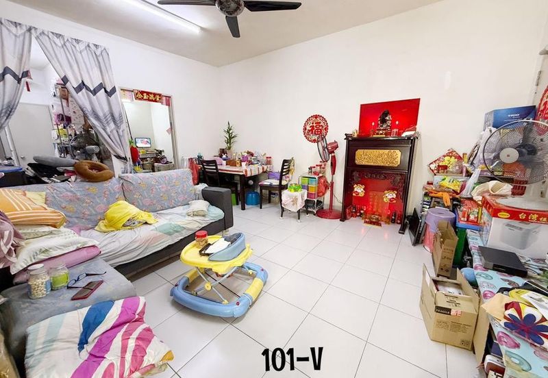 Pangsapuri Akasia, Bandar Botanic