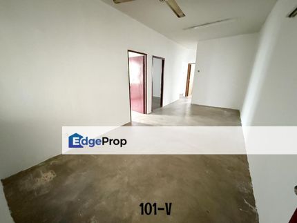 Pangsapuri Pelangi Indah (Near Klang Parade), Klang  3rd Floor Flat FOR SALE !! , Selangor, Klang