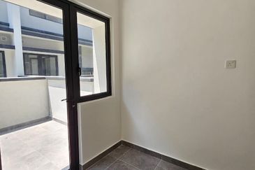 Freesia Residences @ Tropicana Aman