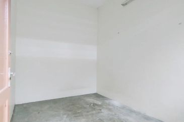 VALUE BUY !! 20x80 Jalan Kandis Off Jalan Meru, Klang. Single Storey House