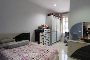 Setia Indah 9, Setia Alam