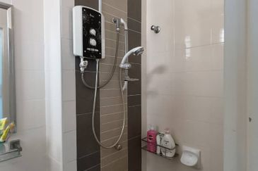 Setia Indah 9, Setia Alam