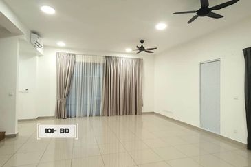 Lucent Residence @ twentyfive.7