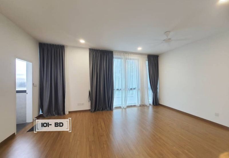 Lucent Residence @ twentyfive.7