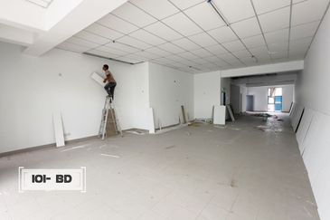 E-Boulevard, Denai Alam