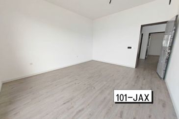 CHEAPEST UNIT AVAILABLE NOW !! FOR SALE !! Nadira Bandar Bukit Raja, Klang  Double Storey House