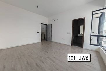 CHEAPEST UNIT AVAILABLE NOW !! FOR SALE !! Nadira Bandar Bukit Raja, Klang  Double Storey House