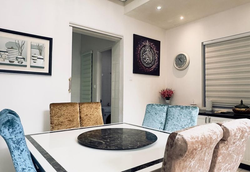 FULLY RENOVATED !! FOR SALE !! Willow Park, Denai Alam. Double Storey Semi-D House