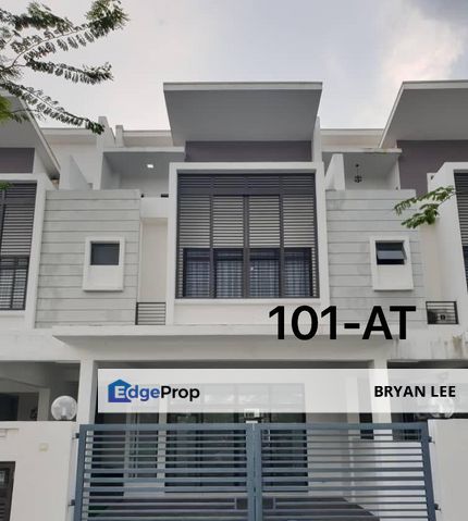 FACING NO HOUSE !! FOR SALE !! Alam Impian (Emerald), Shah Alam Triple Storey Terrace House , Selangor, Shah Alam