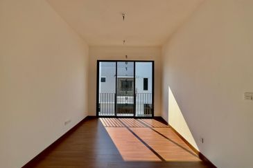 BRAND NEW HOUSE FOR RENT !! Setia Alam, Musika  Double Storey Terrace House / Endlot Unit