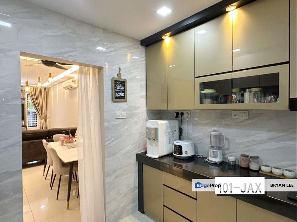 SUPER VALUE BUY !! Bandar Mahkota Banting  Double Storey House, Selangor, Banting