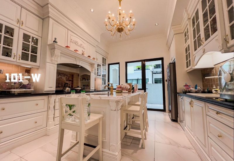 Duta Villa, Setia Alam