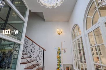 Duta Villa, Setia Alam