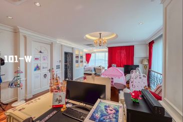 Duta Villa, Setia Alam