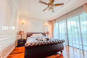 Duta Villa, Setia Alam