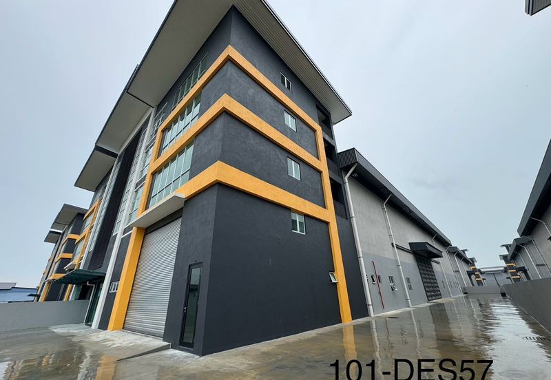 2 Units Available !! Brand New Factory For Rent !! ETP 3 Meru Industrial Park Klang 3.5 Storey Semi-D Factory Warehouse 