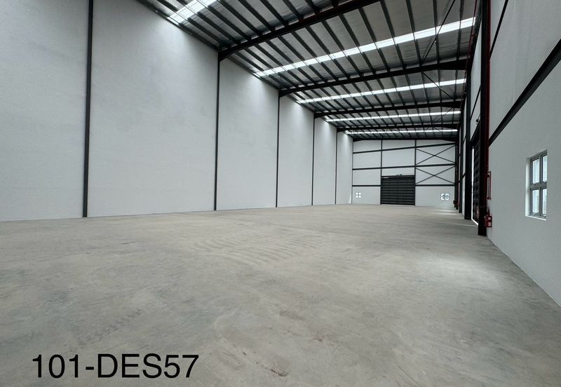 2 Units Available !! Brand New Factory For Rent !! ETP 3 Meru Industrial Park Klang 3.5 Storey Semi-D Factory Warehouse 