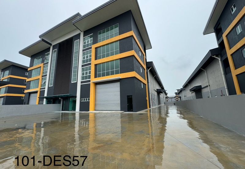 2 Units Available !! Brand New Factory For Rent !! ETP 3 Meru Industrial Park Klang 3.5 Storey Semi-D Factory Warehouse 
