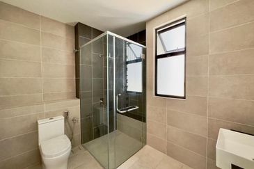 BRAND NEW HOUSE FOR RENT !! Setia Alam, Musika  Double Storey Terrace House / Endlot Unit 