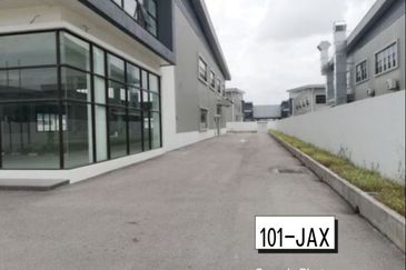 Gateway 16, Bandar Bukit Raja