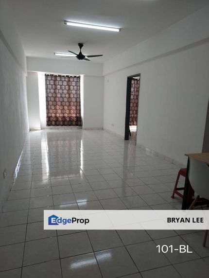 GOOD CONDITION !! FOR SALE !! Palm Garden, Bandar Baru Klang Corner Unit Apartment, Selangor, Klang