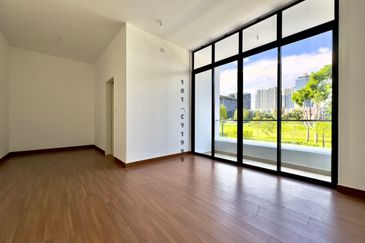 BRAND NEW HOUSE FOR SALE !! Setia Alam , Musika  Double Storey Terrace House 