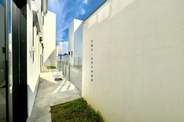 BRAND NEW HOUSE FOR SALE !! Setia Alam , Musika  Double Storey Terrace House 