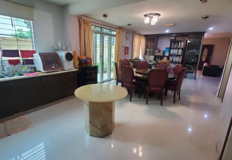 Taman Casa Palma 3 Storey Link Bungalow Inanam | Kolombong