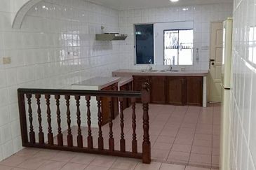 Taman Khidmat Kolombong Double Storey House