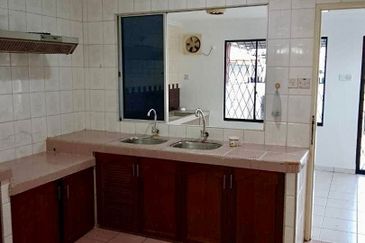 Taman Khidmat Kolombong Double Storey House