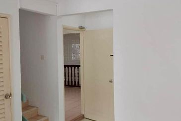 Taman Khidmat Kolombong Double Storey House