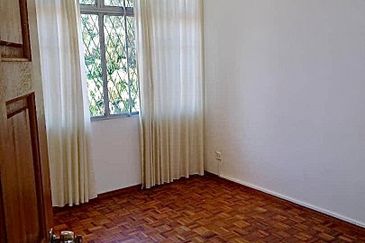 Taman Khidmat Kolombong Double Storey House