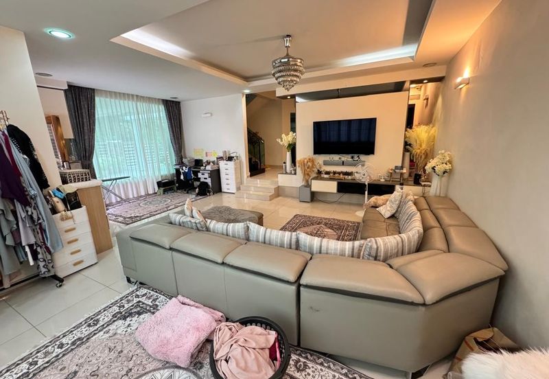 Taman Casa Fabulosa Semi Detached Hilltop