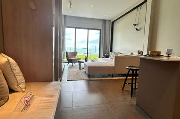 Agate Tower @The Penisula Condominium Kota Kinabalu Airbnb| Homestay