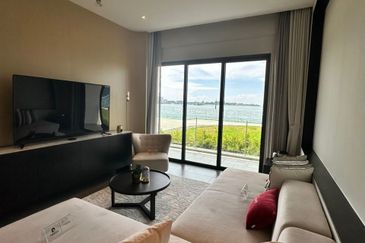 Agate Tower @The Penisula Condominium Kota Kinabalu Airbnb| Homestay