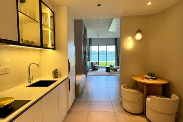 Agate Tower @The Penisula Condominium Kota Kinabalu Airbnb| Homestay