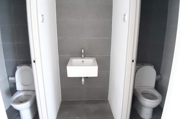 T1 Bundusan Office for Sale 