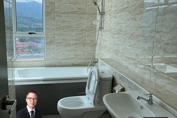 One Sulaman Condominium Facing Mount Kinabalu  Tower C