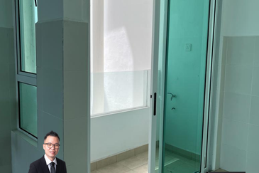 One Sulaman Condominium Facing Mount Kinabalu  Tower C