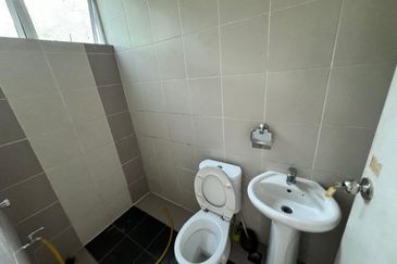 Taman Kim Leng 2.5 Storey Damai