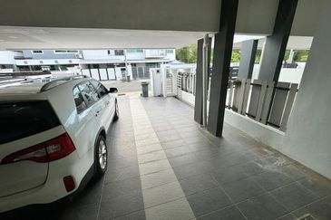 Taman Kim Leng 2.5 Storey Damai