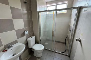 Taman Kim Leng 2.5 Storey Damai